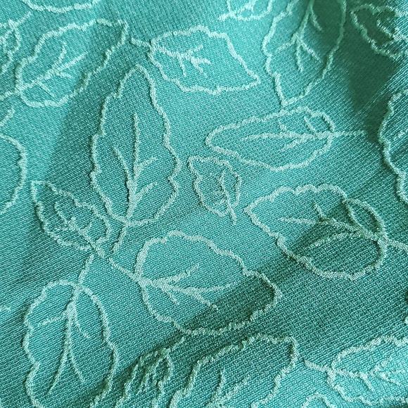 💜$5💜 Woman's Green Dress Size Med - Picture 6 of 7